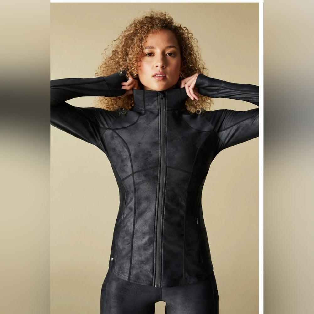 Fabletics Cold Weather Full-Zip Jacket size Medium in Onyx Smudge
